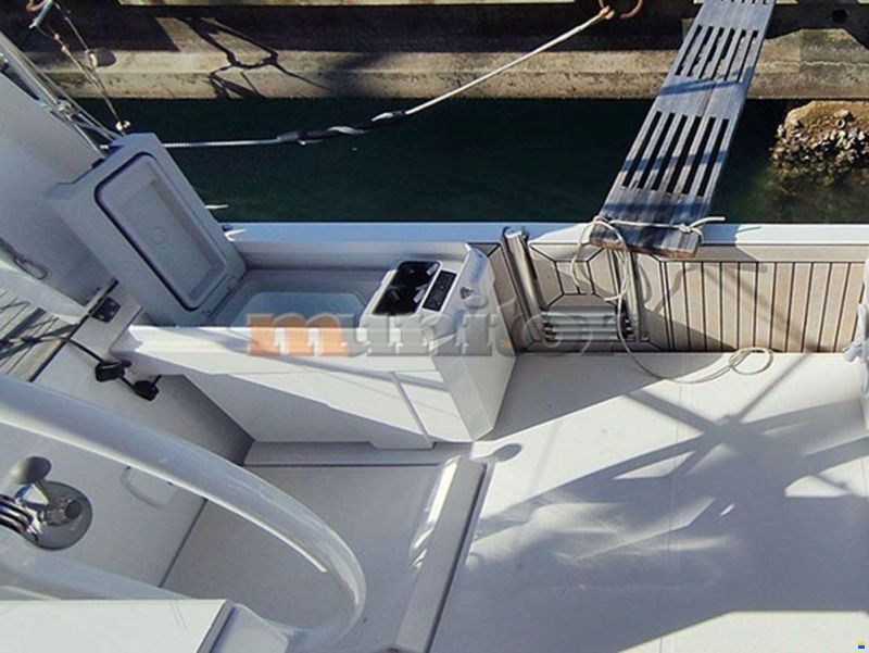 Elan E4