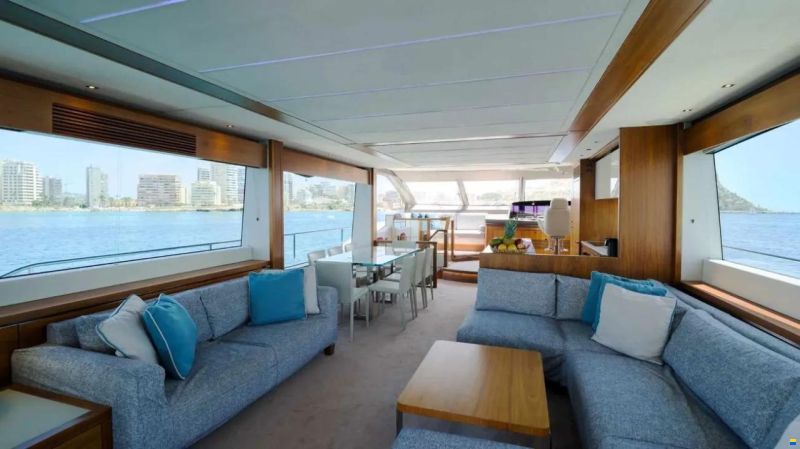 Sunseeker 76 Yacht