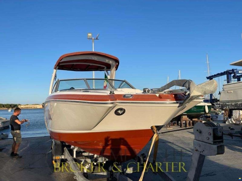 Chaparral SUNESTA 264