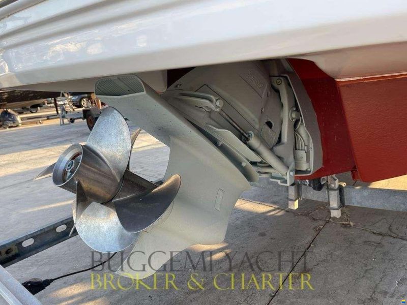 Chaparral SUNESTA 264