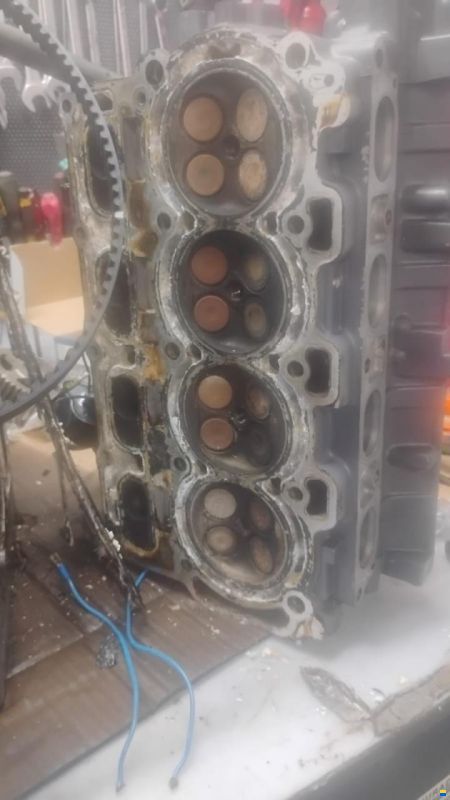 Suzuki Yamaha F50AED 62Y Outboard Engine