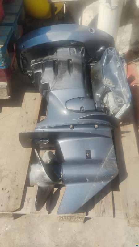 Suzuki Yamaha F50AED 62Y Outboard Engine