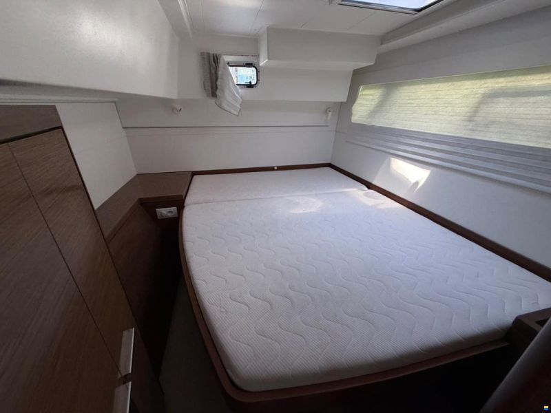 Lagoon 40