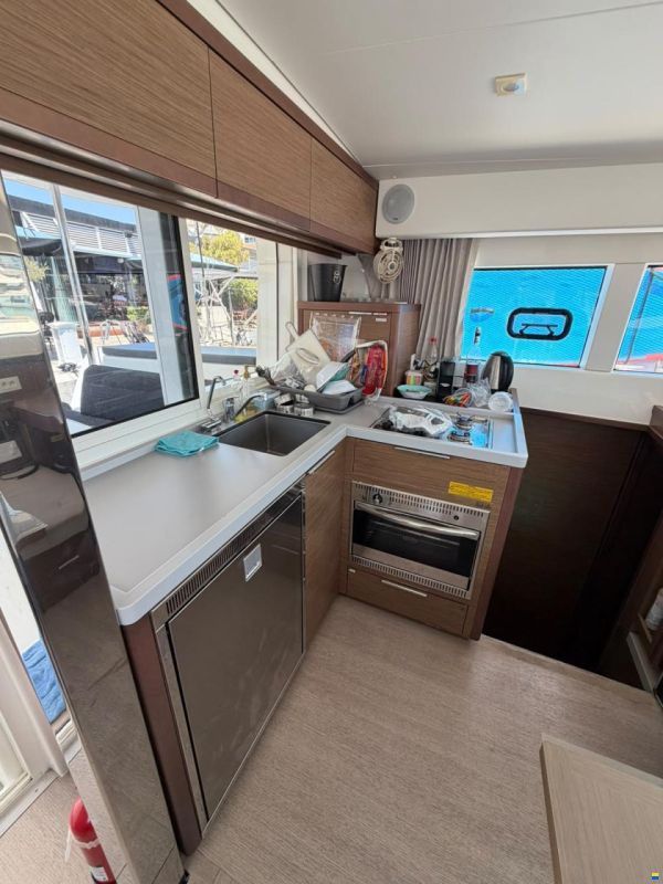 Lagoon 40