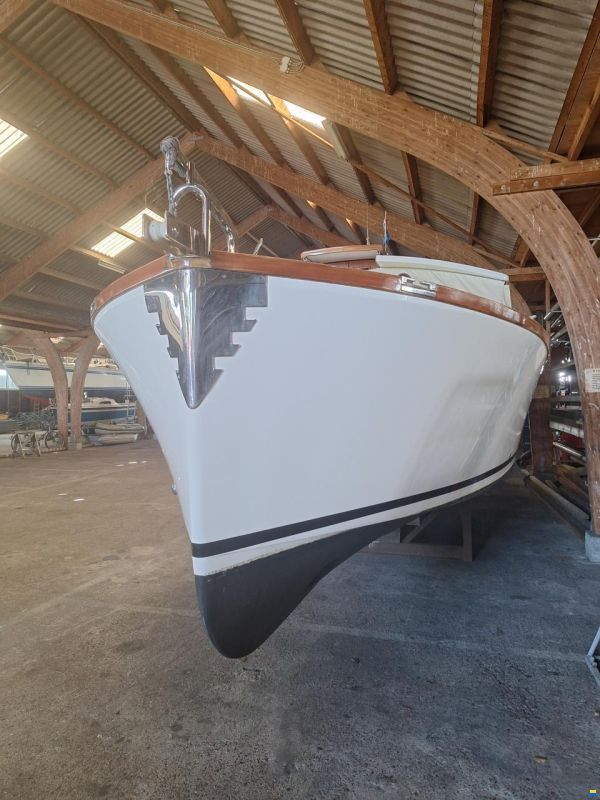 Triton Triton