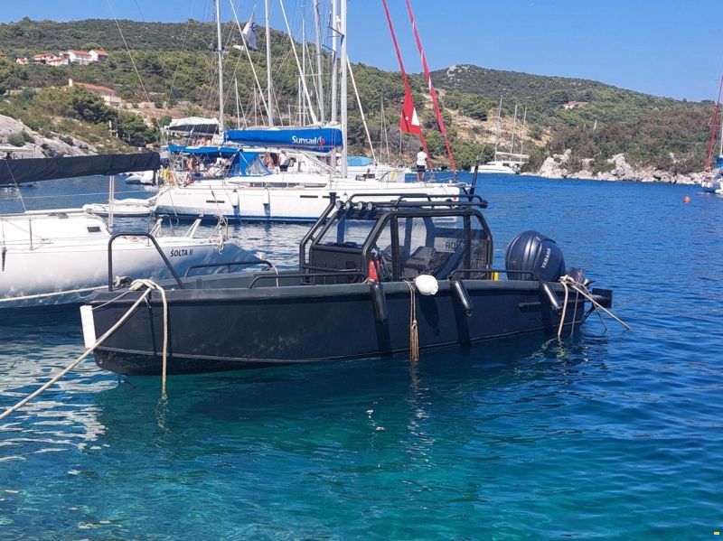 XO Boats Dfndr