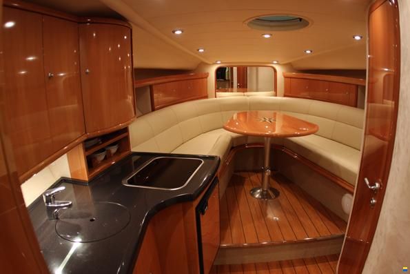 Windy 42 Grand Bora