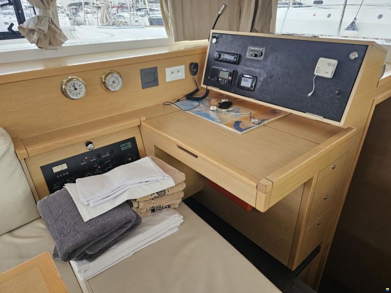 Lagoon 400 S2