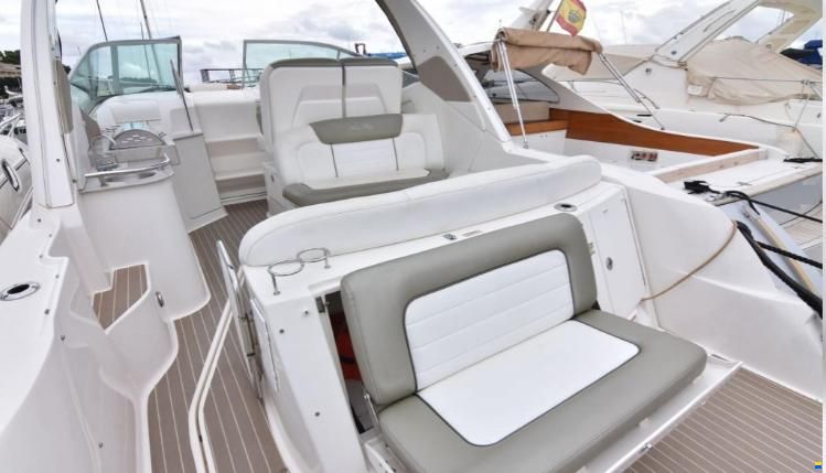 Sea Ray 335 Sundancer