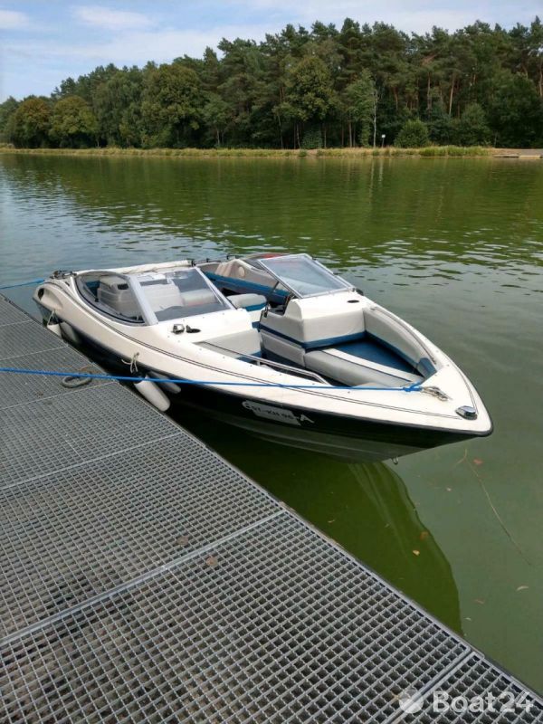 Bayliner 2050 Capri