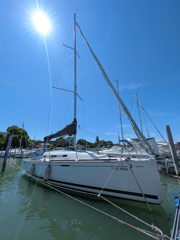Beneteau First 30