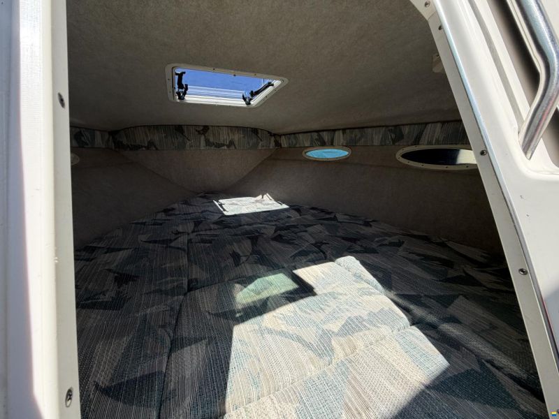 Sea Ray 220 OV