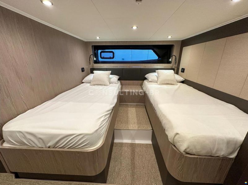 Azimut Atlantis 45