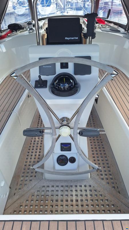 Cruiser 32
