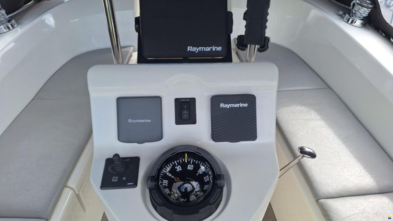 Cruiser 32