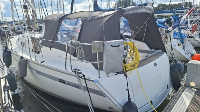 Cruiser 32
