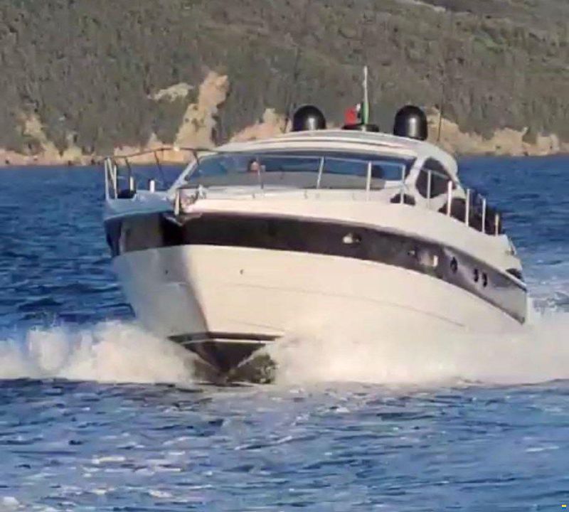 Pershing 50' HT