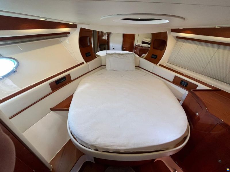 Pershing 50' HT