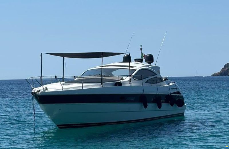 Pershing 50' HT
