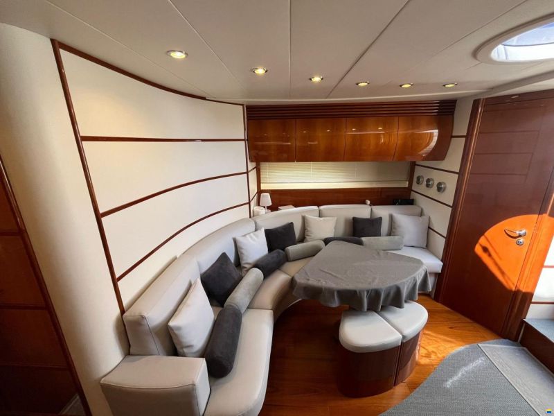 Pershing 50' HT