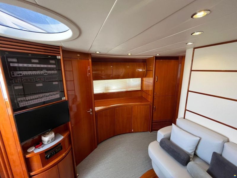 Pershing 50' HT