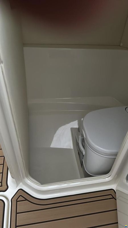 Sea Ray 230 SPX