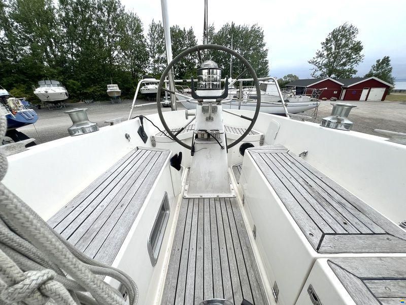 Swan 38