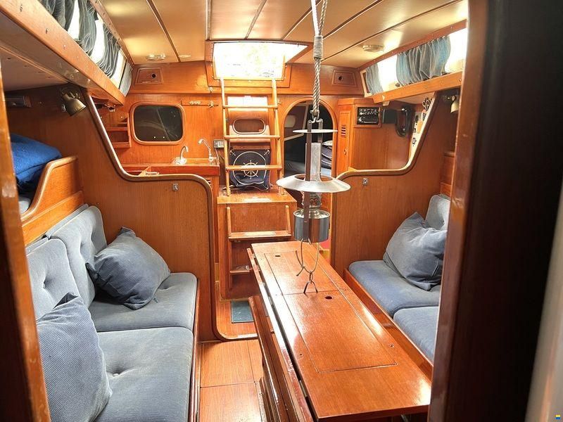 Swan 38