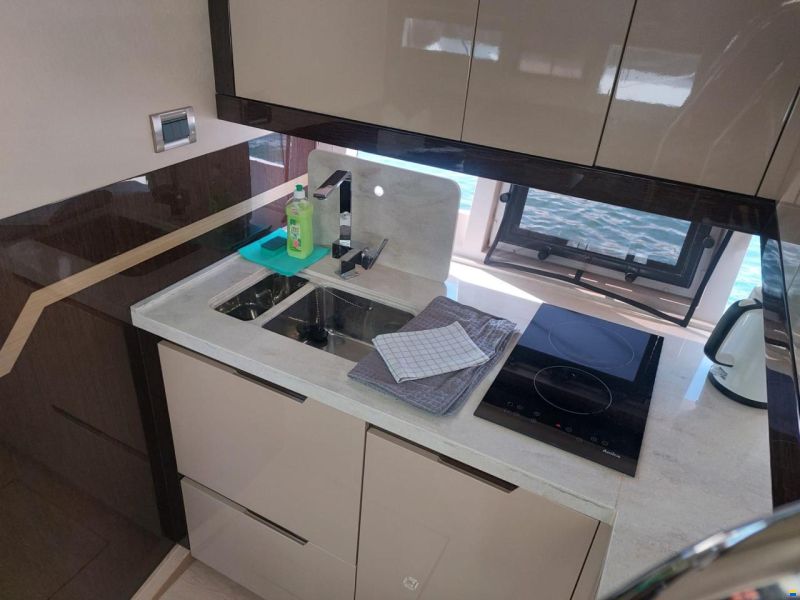 Galeon 405 HTB