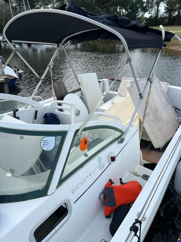 Beneteau Ombrine 700