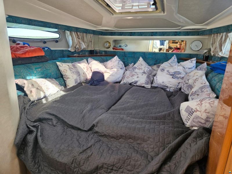 Sealine S 28