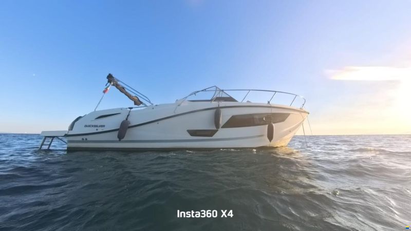 Quicksilver Sundeck 875