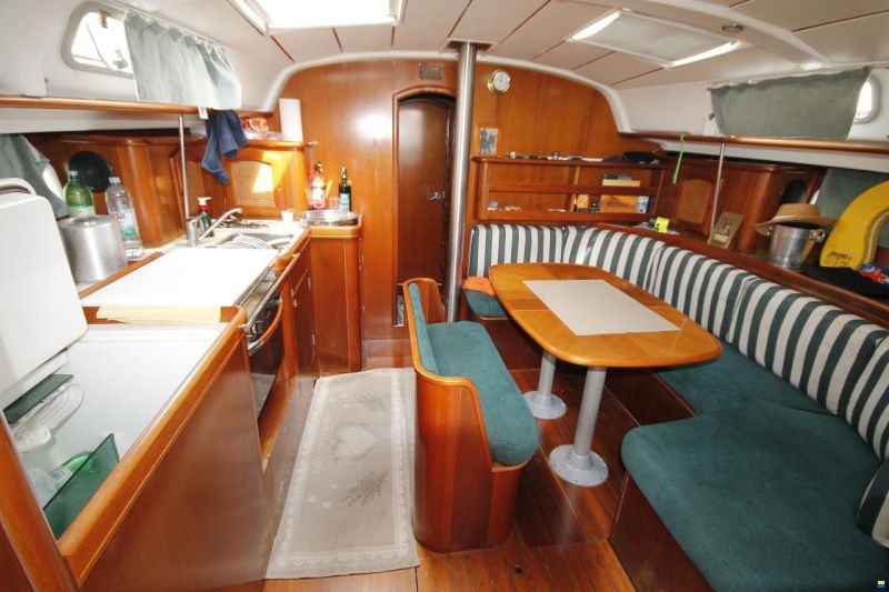 Beneteau Oceanis Clipper 411