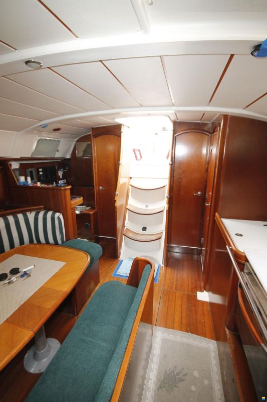 Beneteau Oceanis Clipper 411