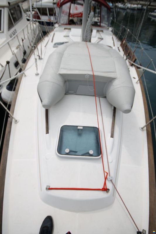 Beneteau Oceanis Clipper 411