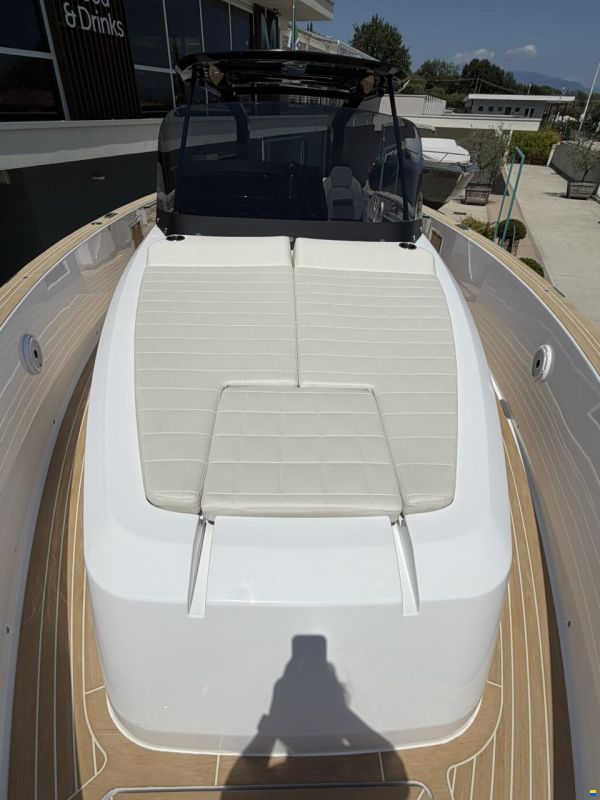 Pardo 38