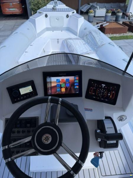 Mer Vista RIB 760