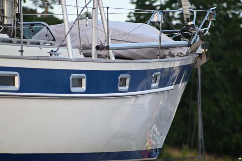 Hallberg-Rassy 382