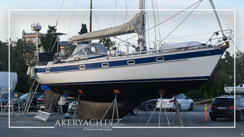 Hallberg-Rassy 382