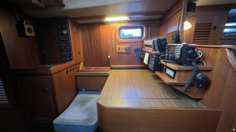 Hallberg-Rassy 382