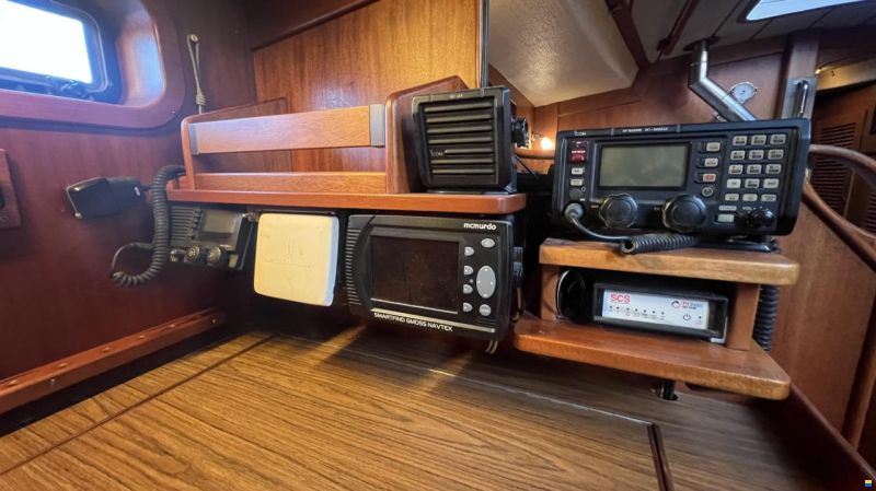 Hallberg-Rassy 382