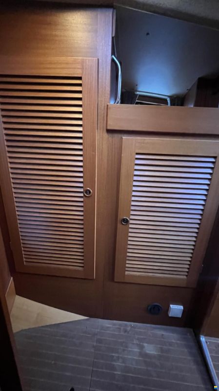 Hallberg-Rassy 382