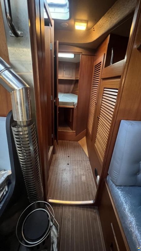 Hallberg-Rassy 382