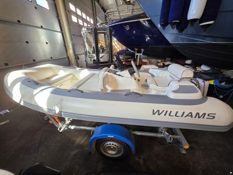Williams Turbojet 325
