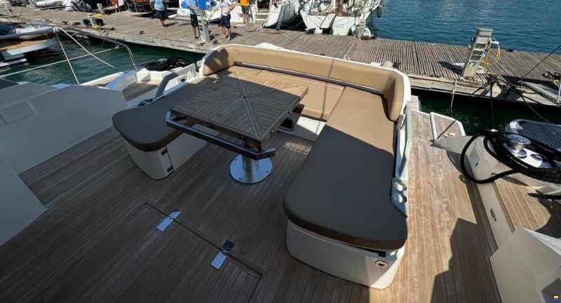 Fairline 58 TARGA - 2012