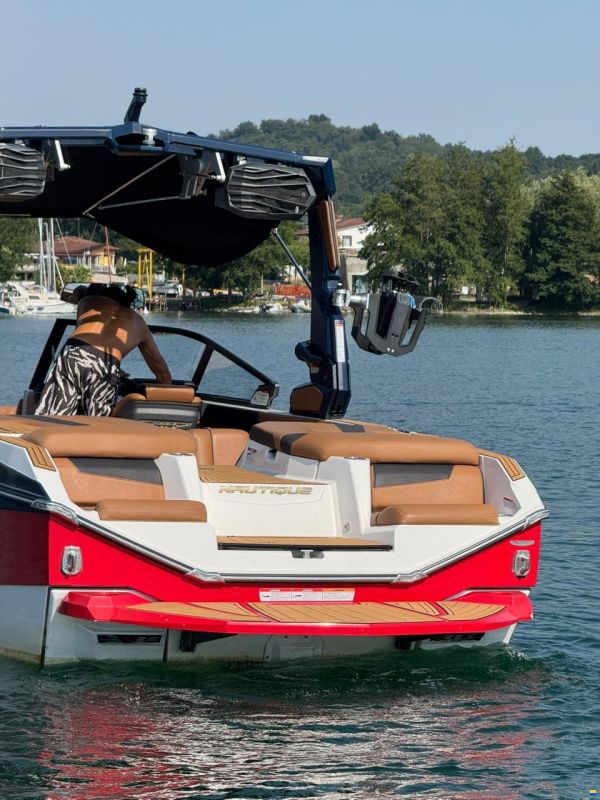 Nautique G23