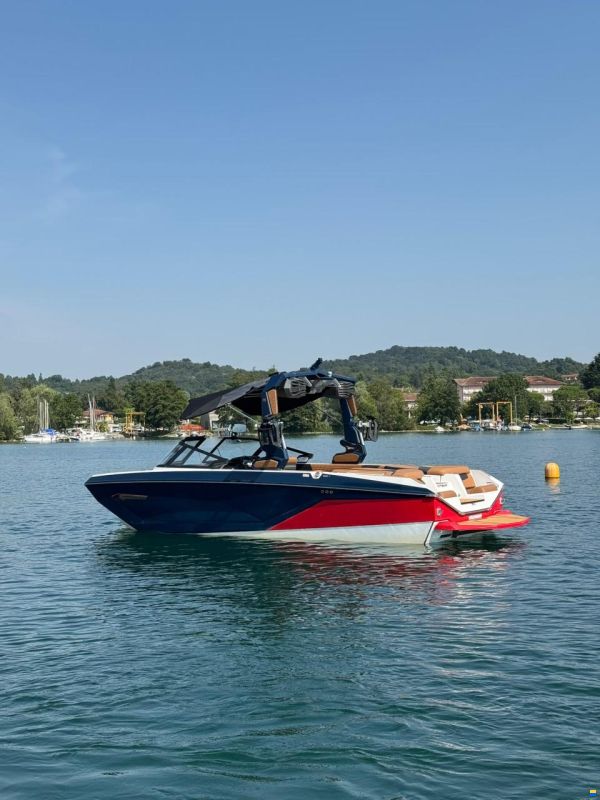 Nautique G23