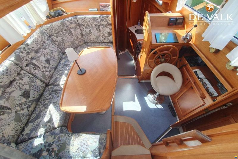 Nauticat 32