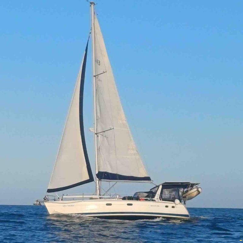 Hunter 430 Legend