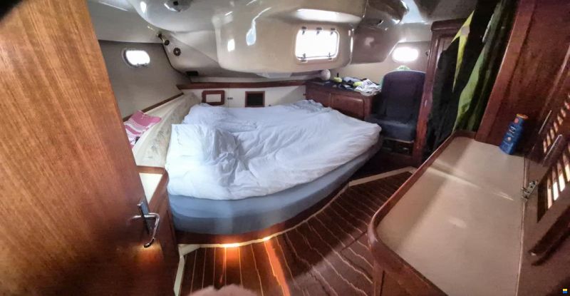 Hunter 430 Legend